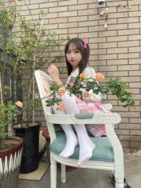 28227  新开发学妹rose白丝裸足秀腿
