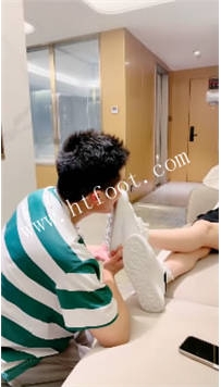 TL45633 Uuu】挑战si奴，染红了衣服46分钟