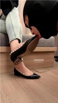 【调教视频】【玥野兔】瓢鞋清理舔-赏赐圣水 JS251211-22