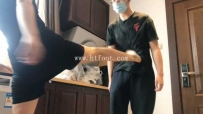 21779 流氓骚扰女生 最后被痛踢