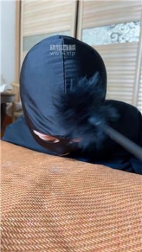 【调教视频】【苏州小美】玉足狂舔 JS250922-8