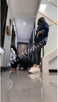 TL41838 辣姐】虐待五十岁老畜生108分钟