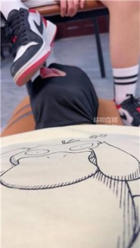 【调教视频】【足彩馆】素人学生主踩踏-舔脏鞋 JS251123-13