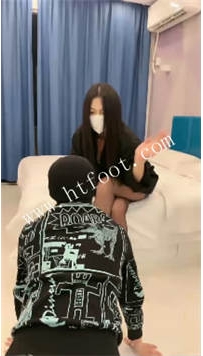 TL35457 师姐】踩踏圣水25分钟