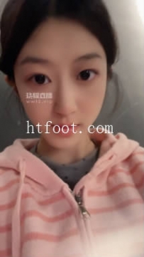 ZB10669 字母酒馆-结尾3分钟无声-包间公调贱顾客16分钟