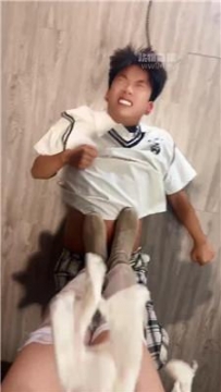 【调教视频】【佳佳】长靴白丝诱惑虐杀奶狗 bf58915