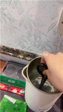 【调教视频】【玉溪大大】高跟女神脚下奴 JS251127-35