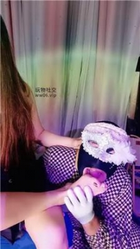 【调教视频】【美柠】家奴闻舔腋下/清理酸臭脚丫 JS241224-12