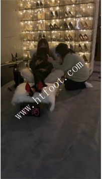 TL44254 梓陌】女王回归35分钟