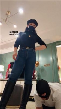 【调教视频】【冷颜】捂了一天的白船袜喂食 bf53046