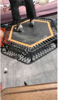 TL44228 冰诺】蹦床跳34分钟