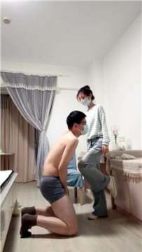 【调教视频】【妍妍s】脏鞋白袜连环踢裆 JS260325-18