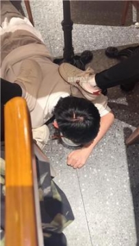 【调教视频】【悠琰S】双S-日料店脚下伺候 JS260401-14