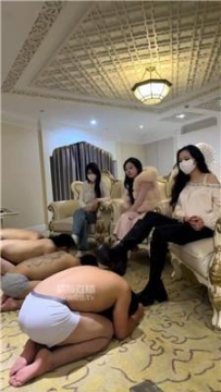 【调教视频】【甜筒】超多S群调群虐场【双视角版】 bf59637