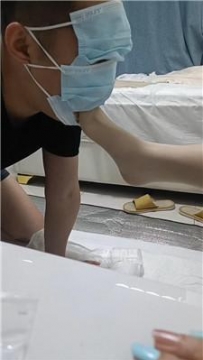 【调教视频】【北京羽神】卑微啃吃臭脚丫 JS260602-3