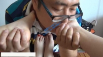 16534 大叔舔嫩脚3，狂舔两嫩脚，正点！！