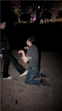 【调教视频】【Niki】户外遛狗犬化场 JS260214-31