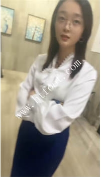 TL45472 樱木花道】开发偶遇物业素人22分钟