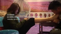 15930 终于舔了心仪的萌妹子的玉足，人美脚白超好说话