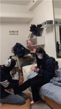 【调教视频】【泡泡】耐克鞋白袜虐家奴 JS250112-8