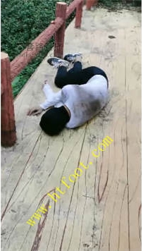 TL32231 芷晴】偶遇乞丐33分钟