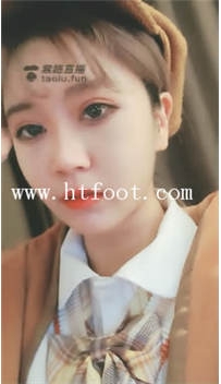 TL17727 维妮S你们懂的62分钟