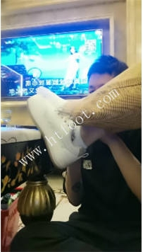 ZB3664 文文】KTV新素人35分钟