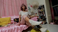 【艾彩原创】小主脏白袜脚玩瓶子狠狠踩