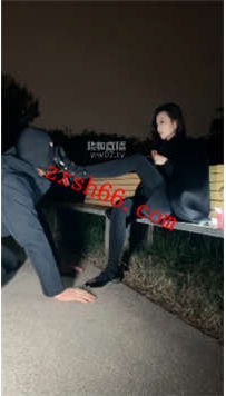 TLZB26195水晶熊-户外除臭舔脚踢裆圣水遛狗玩32分