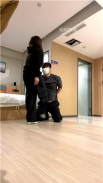 【调教视频】【萱萱子】骑马掐乳踩踏- 脏鞋棉袜辱 JS251221-5