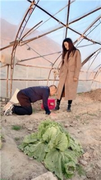 【调教视频】【可可夫妻】户外犬化人形犬 JS251116-19