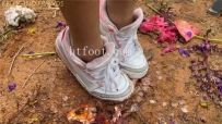 AC2154 美女诱惑户外登山平底鞋球鞋花海踩大鱼