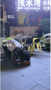 TL17795 诺曦S热搜户外遛狗引围观当着群众语言羞辱辱骂史上最刺激29分钟