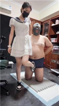 【调教视频】【婉儿1】熊猫鞋白袜踩-掐乳 JS251111-32