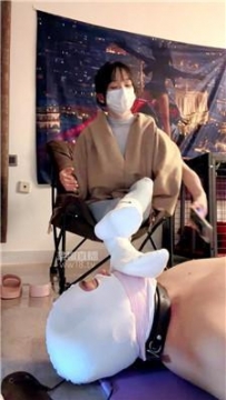 【调教视频】【暴力美学】长靴白袜女神刑虐 JS260113-23