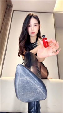 【第一视角】【妮可】靴子黑丝香水寸炸    260107-11
