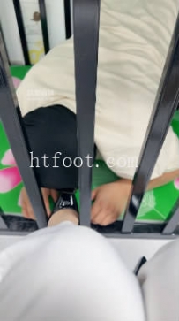 ZB8349 小奕】调教笼中贱狗40分钟