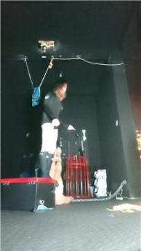 【调教视频】【月神】倒吊囚禁刑奴 JS251031-27