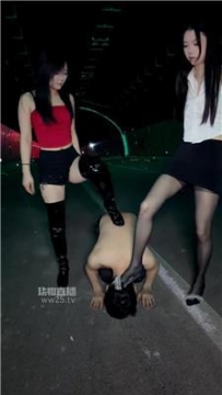 【调教视频】【s欣欣重庆】双S-户外遛狗处刑场 bf61477