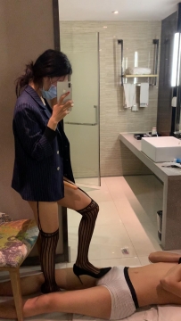 长沙朵朵 丝袜高跟足交吐奶