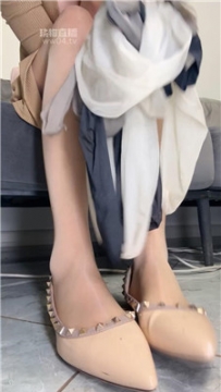 【第一视角】【酒鸽】四色丝袜平底高跟    251102-9