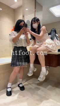 ZB11953 彩虹大人-当着狗的面制造食物32分钟