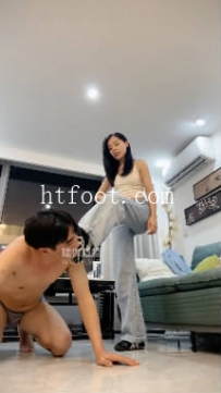 ZB11122 刘二狗-精神小妹暴打贱狗37分钟