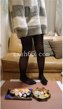 AC3816 黑丝踩便当 06分钟