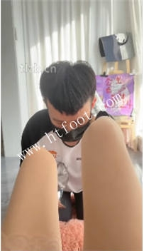 TL45172 莫吉托】辱母Tj】母子--都被老子踩在脚下45分钟