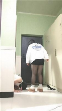【调教视频】【风见金】伺候主人回家-雪地靴白袜虐 JS250104-3