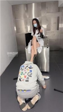 【调教视频】【也狗】超诡异!太平间里玩SM bf59096