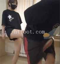 AC2998 剧情：小太妹帆布鞋踢虐色狼