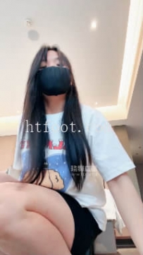 ZB9815 妮蔻-母狗窒息升水骑马86分钟