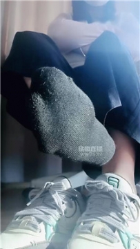 【第一视角】【拽拽】黑棉袜规则气味    251113-33